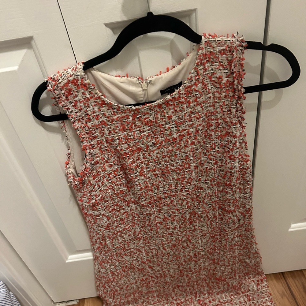 Ann Taylor shift dress lined
